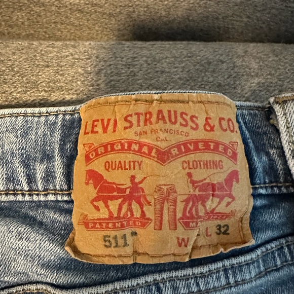 Levi’s Men’s 511 Slim Fit Jeans Size 32 x 32 Medium Wash - Picture 3 of 4